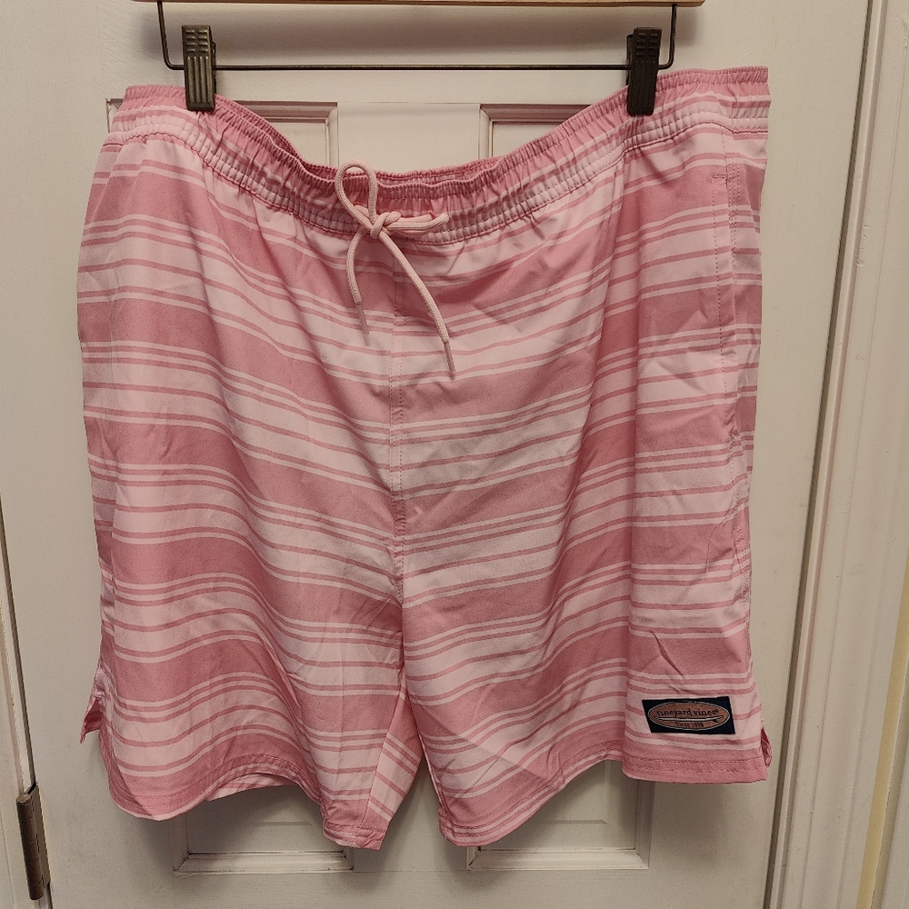 Men's Vineyard Vines XL Swim Shorts Pink